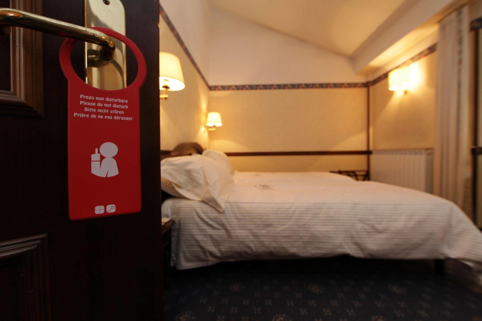 אנטניוד Hotel Petit Prince מראה חיצוני תמונה
